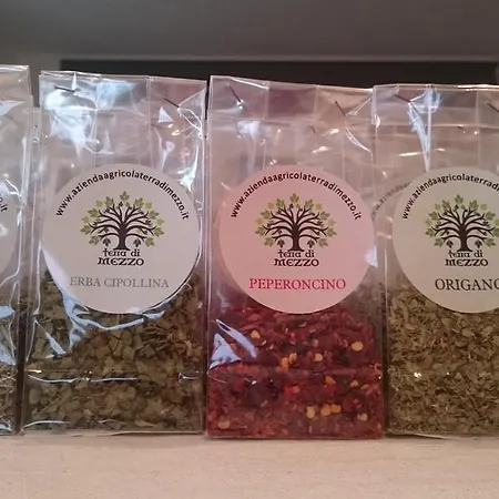 Kemping Agricampeggio Terra Di Mezzo *
