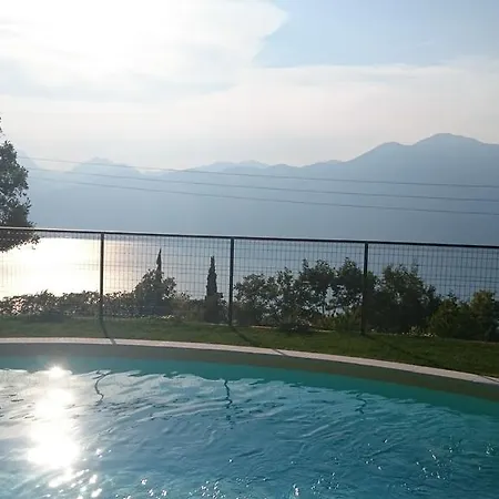 Agricampeggio Terra Di Mezzo * Brenzone sul Garda