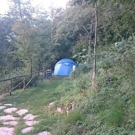 Agricampeggio Terra Di Mezzo Campeggio
