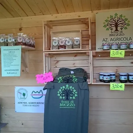 Agricampeggio Terra Di Mezzo Campsite Brenzone sul Garda