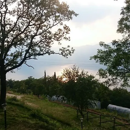 Agricampeggio Terra Di Mezzo *